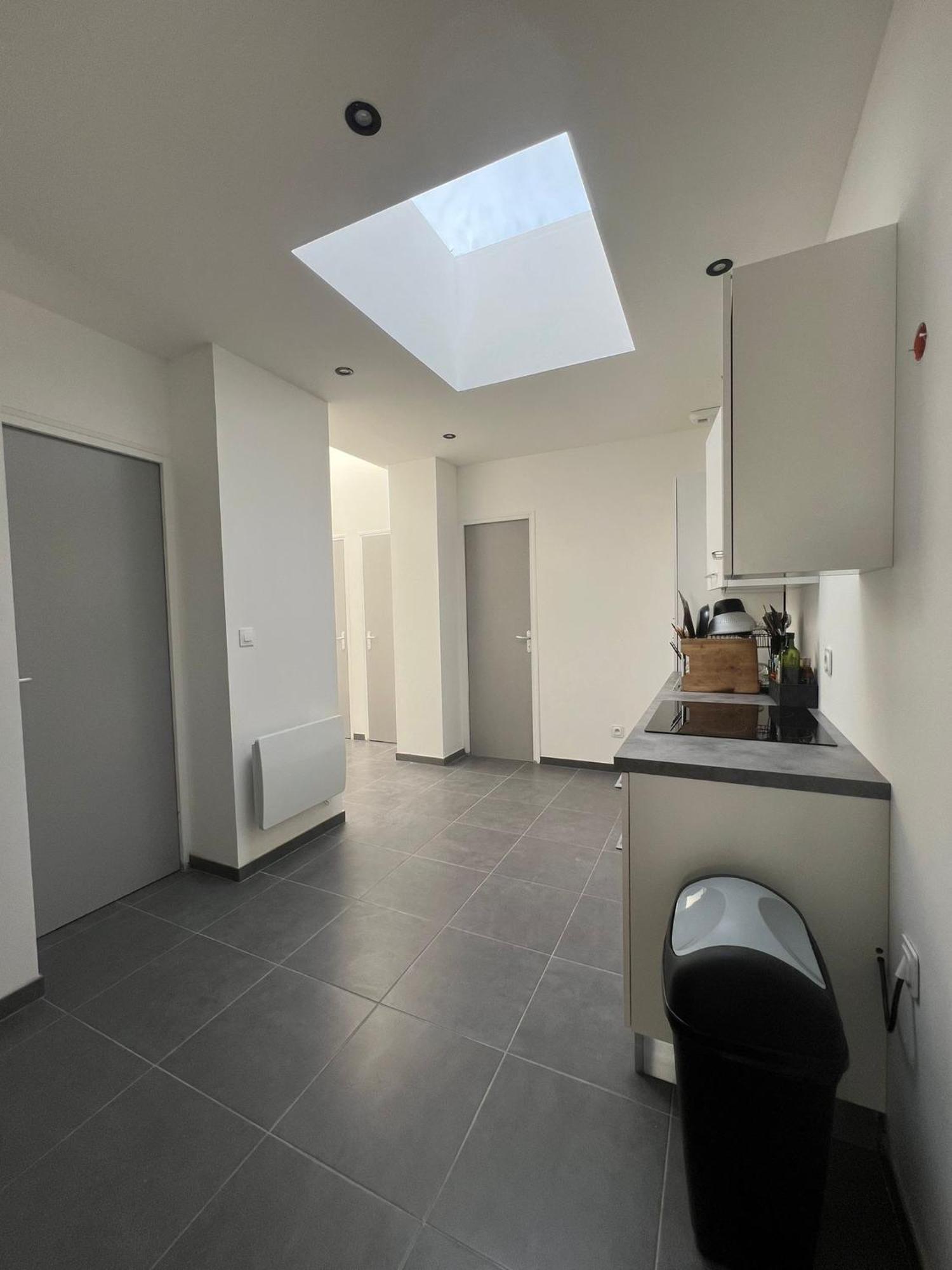 Jolie Dans Maison Renovee, Beautifull In Shared House Privatunterkunft Roubaix